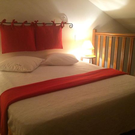 Chambres D'Hotes Les Templiers Rugney Camera foto
