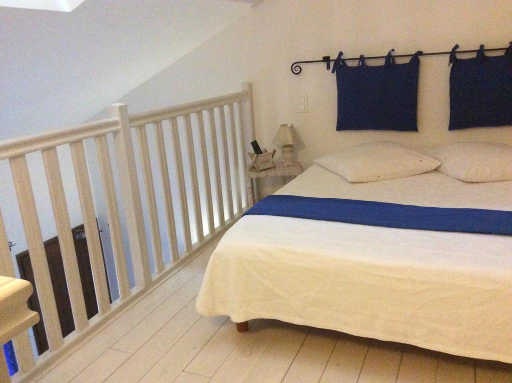 Chambres D'Hotes Les Templiers Rugney Esterno foto