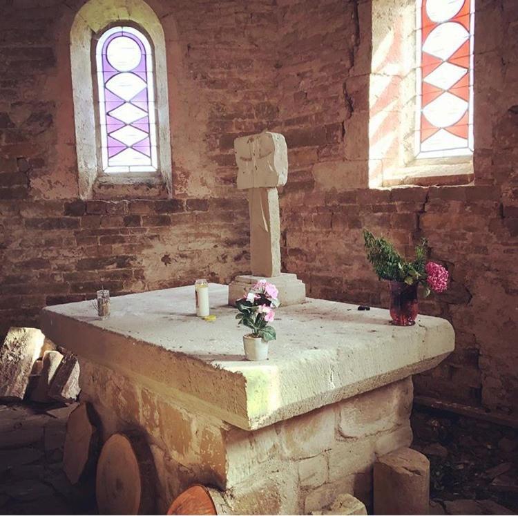 Chambres D'Hotes Les Templiers Rugney Esterno foto